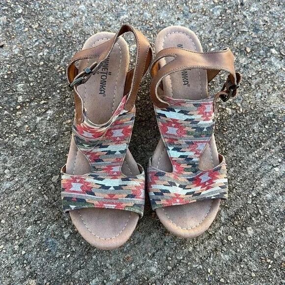 Minnetonka Duffy Tribal Aztec Wedge Leather Sandals Women’s Sz 8 - Picture 3 of 9